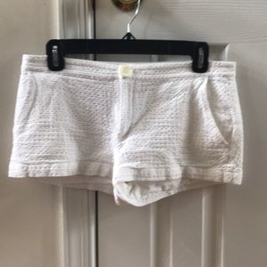 EUC Joe’s Jeans white cotton shorts size 27